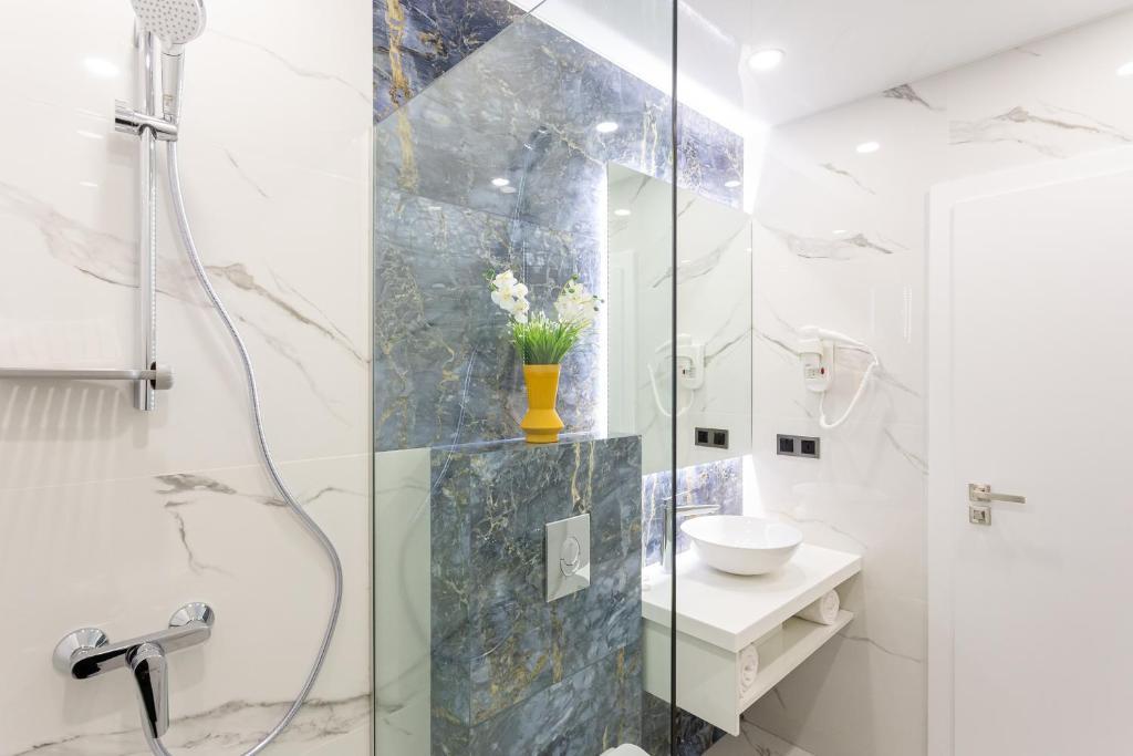 Orden Apart Hotel Tbilisi Ngoại thất bức ảnh